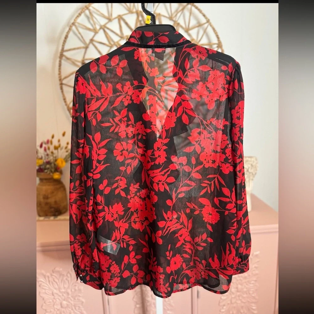 Chico’s size 1  Red and black Floral‎ Sheer Blouse- does not have the cami
